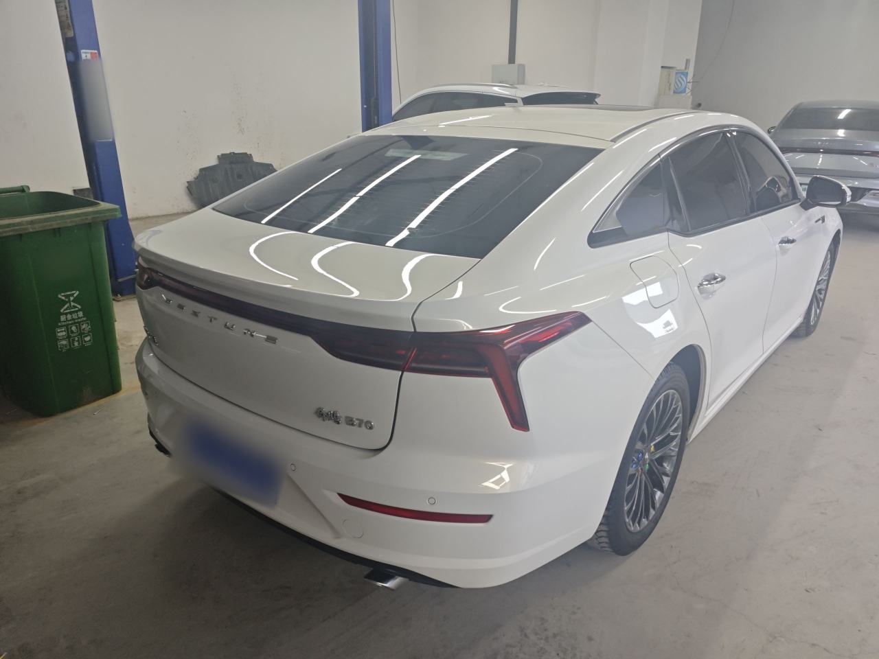 Besturn B70 - фото 3