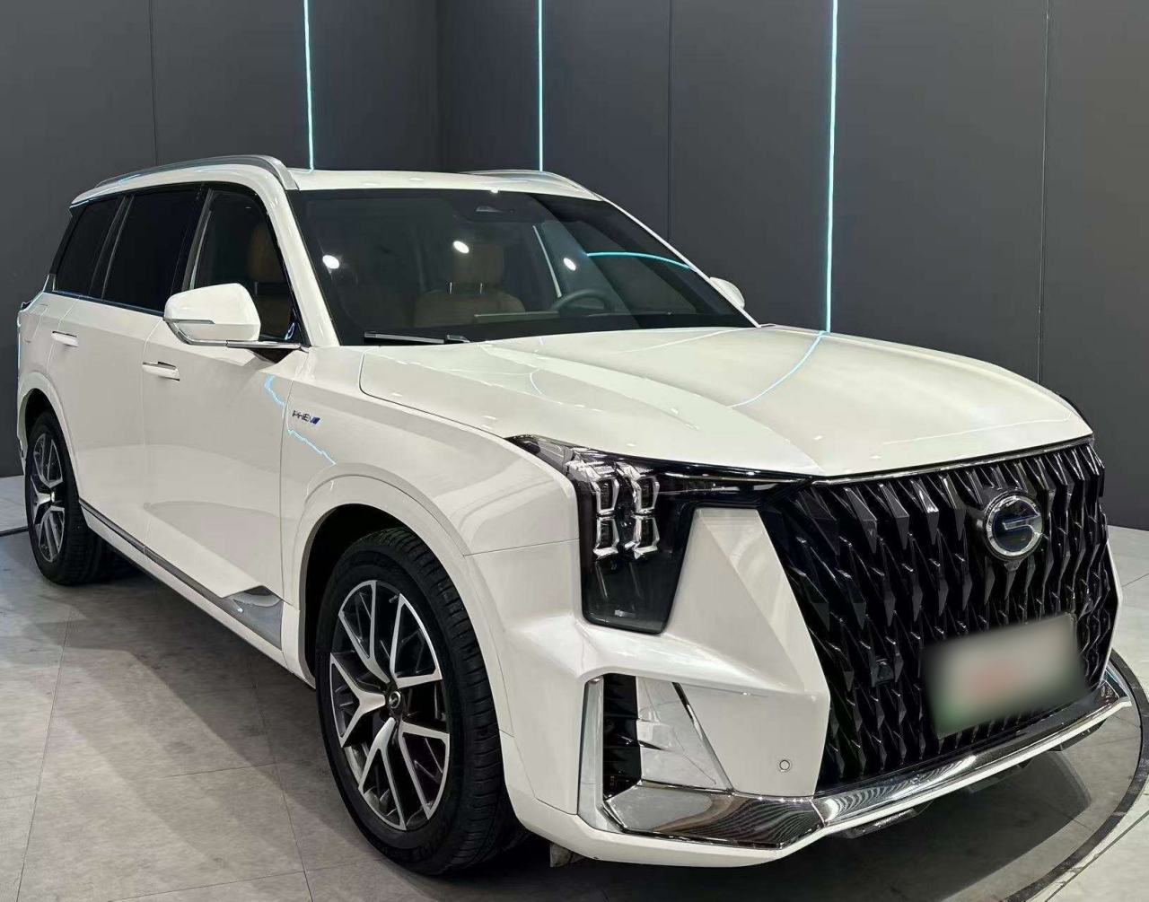 GAC Trumpchi ES9 - фото 3
