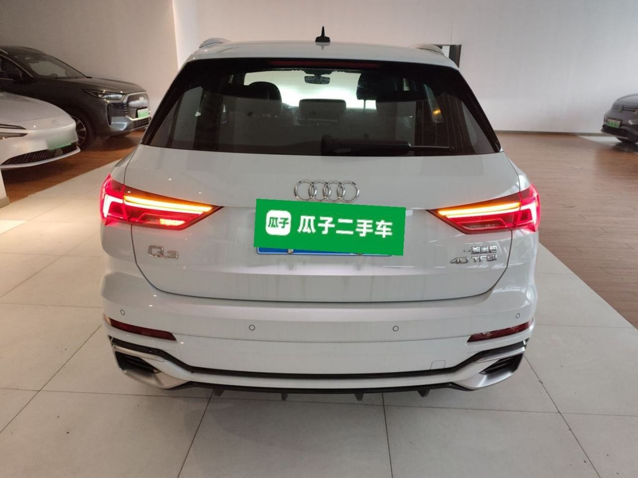 Audi Q3 - фото 2