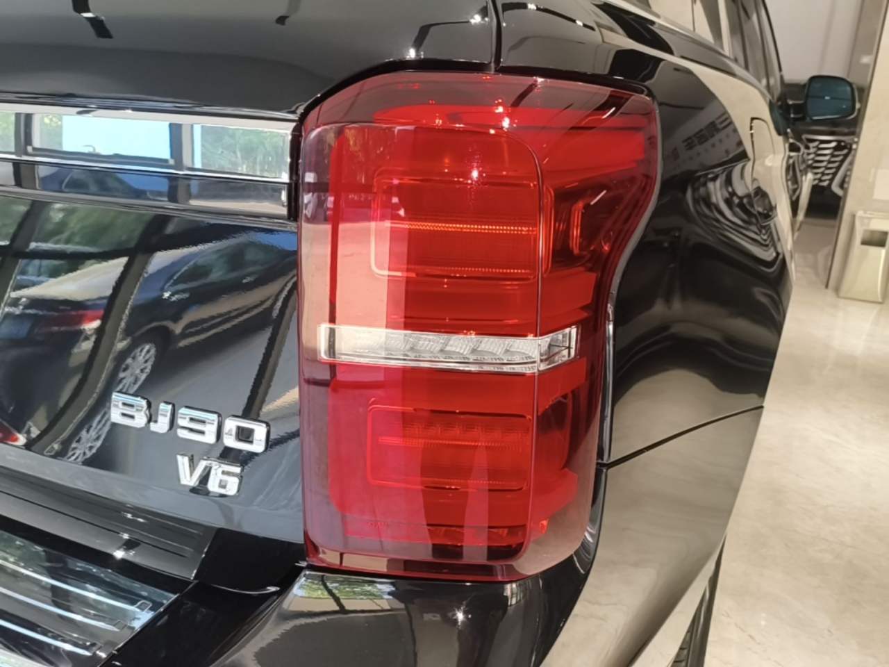 BAIC OFF-ROAD BJ90 - фото 2