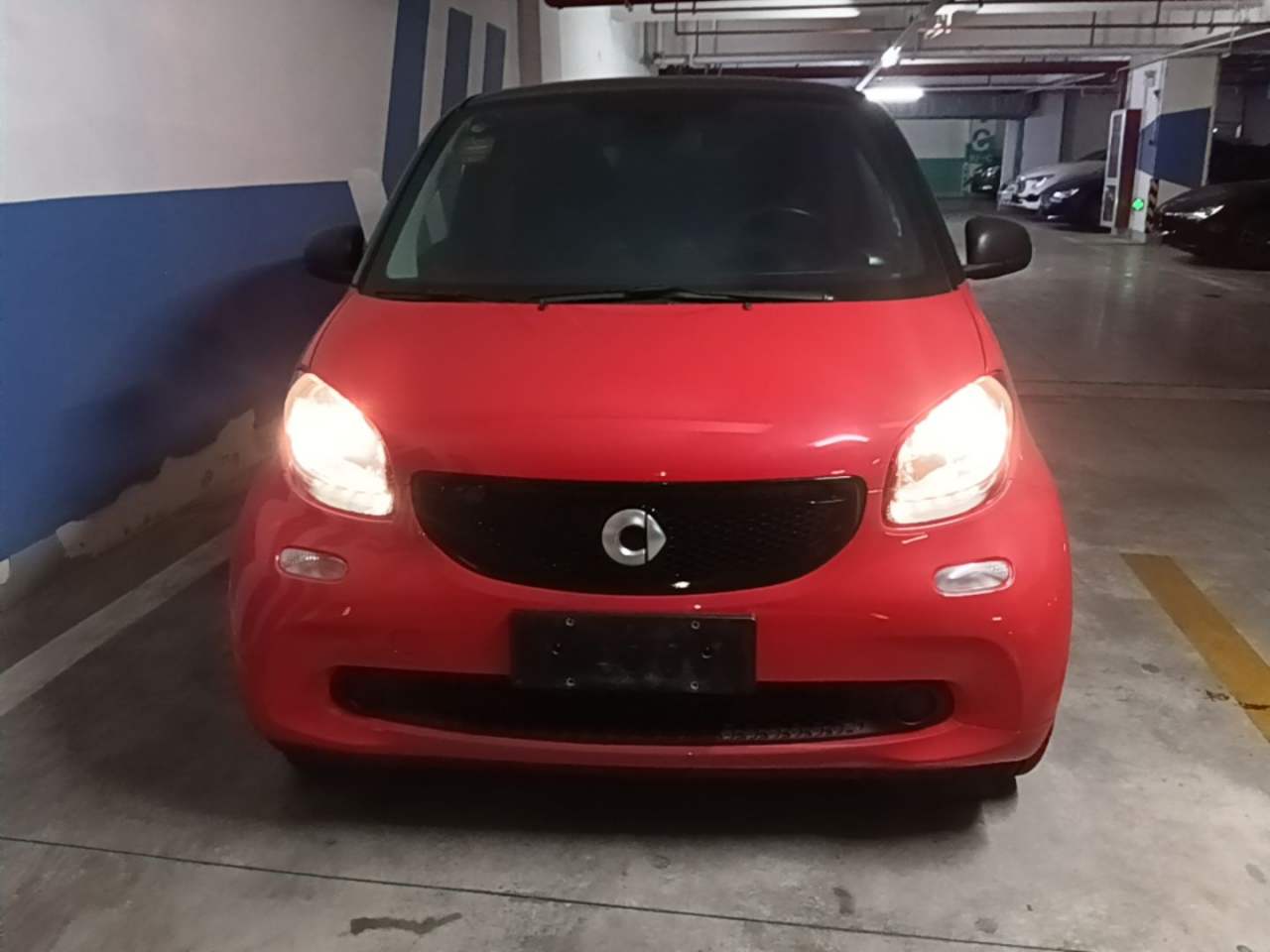 smart fortwo - фото 1
