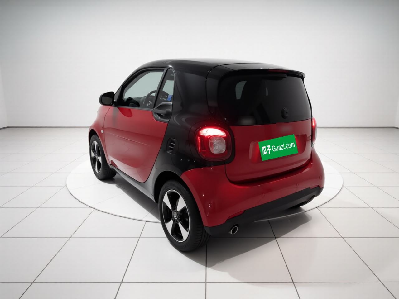 smart fortwo - фото 3