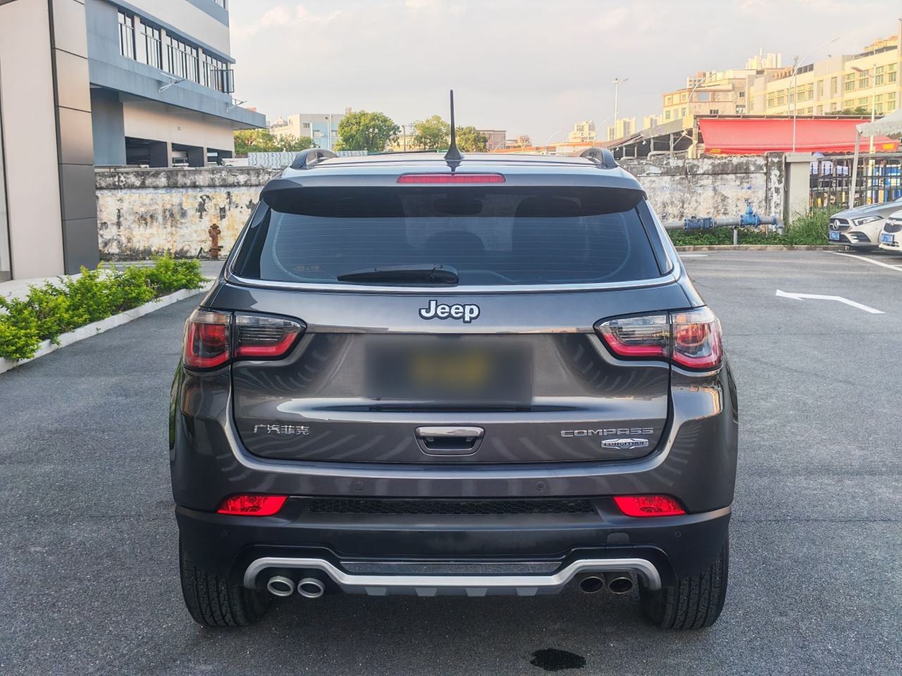 Jeep Compass - фото 4