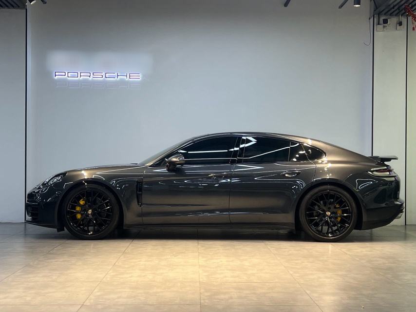 Porsche Panamera - фото 2