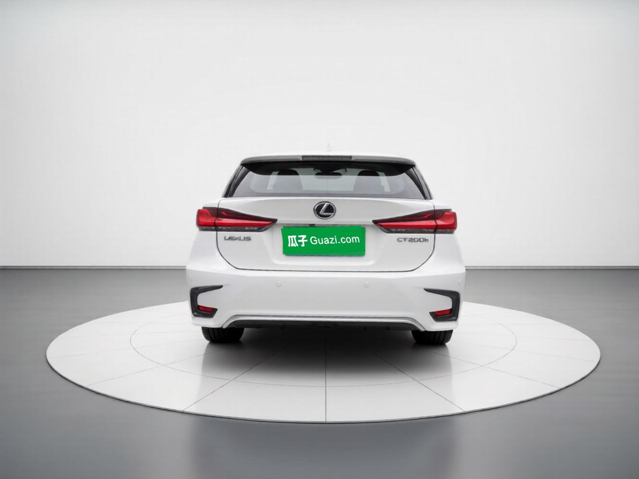 Lexus CT - фото 4