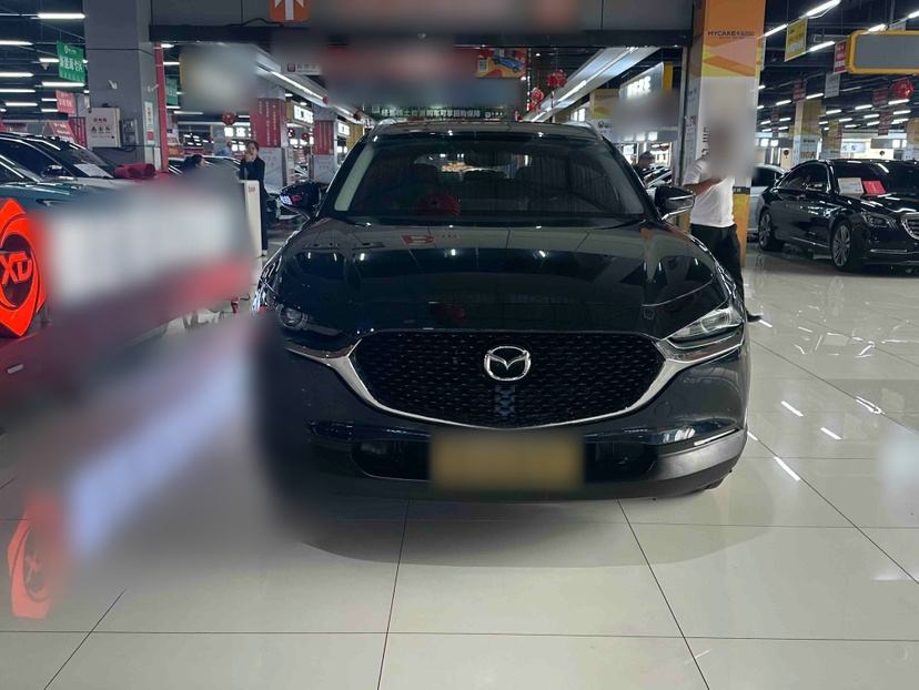 Mazda CX-30 - фото 1
