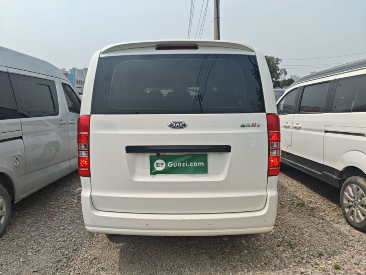 JAC Refine M3 - фото 2