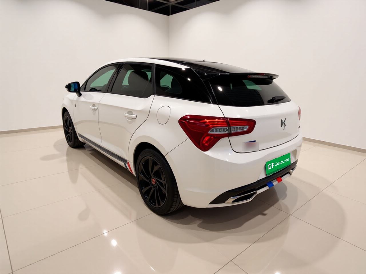 DS 5 - фото 3