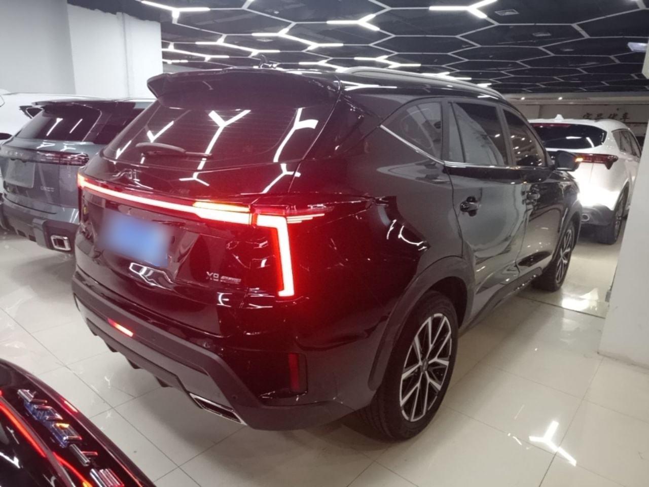 JAC X8 PLUS - фото 3