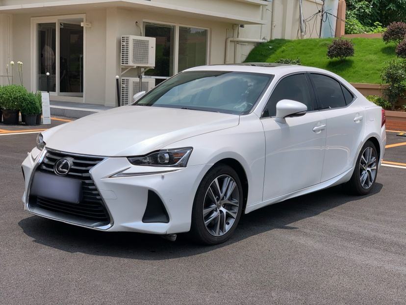 Lexus IS - фото 0
