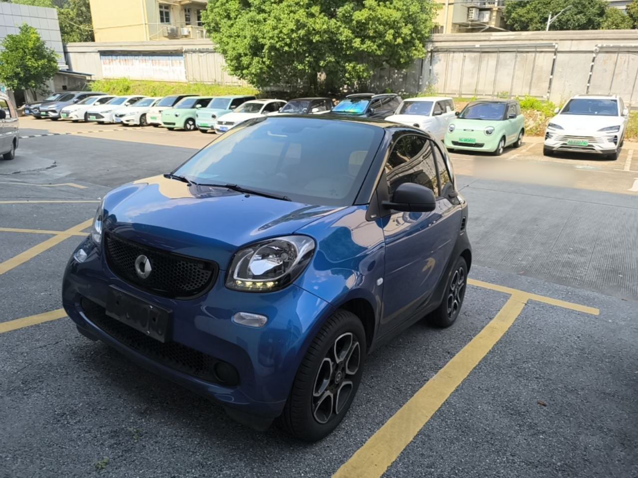 smart fortwo - фото 0
