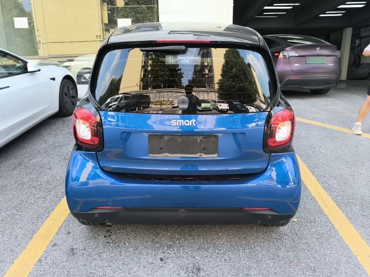 smart fortwo - фото 2