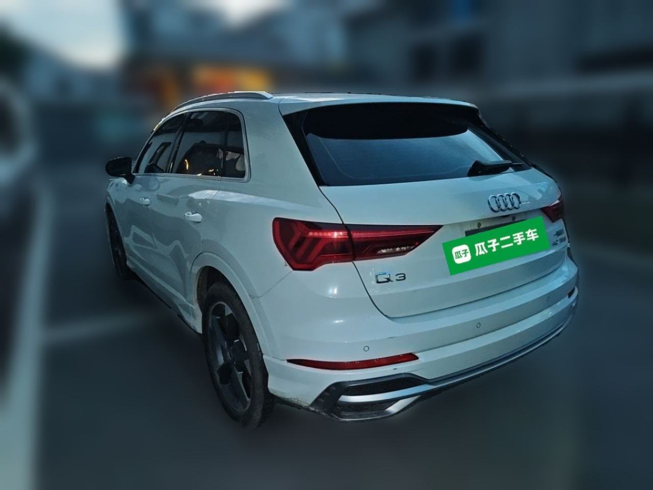 Audi Q3 - фото 3