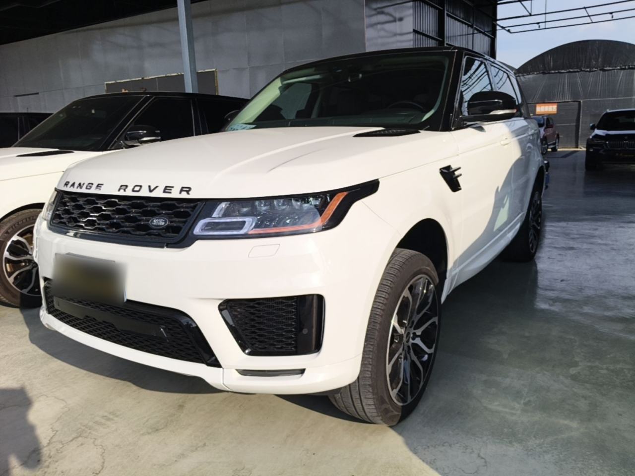 Land Rover Range Rover Sport (Import) - фото 0