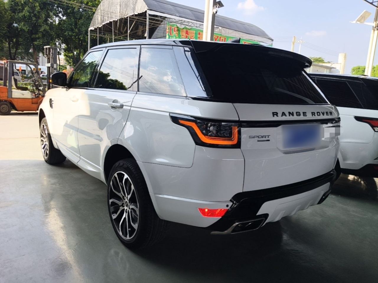 Land Rover Range Rover Sport (Import) - фото 3