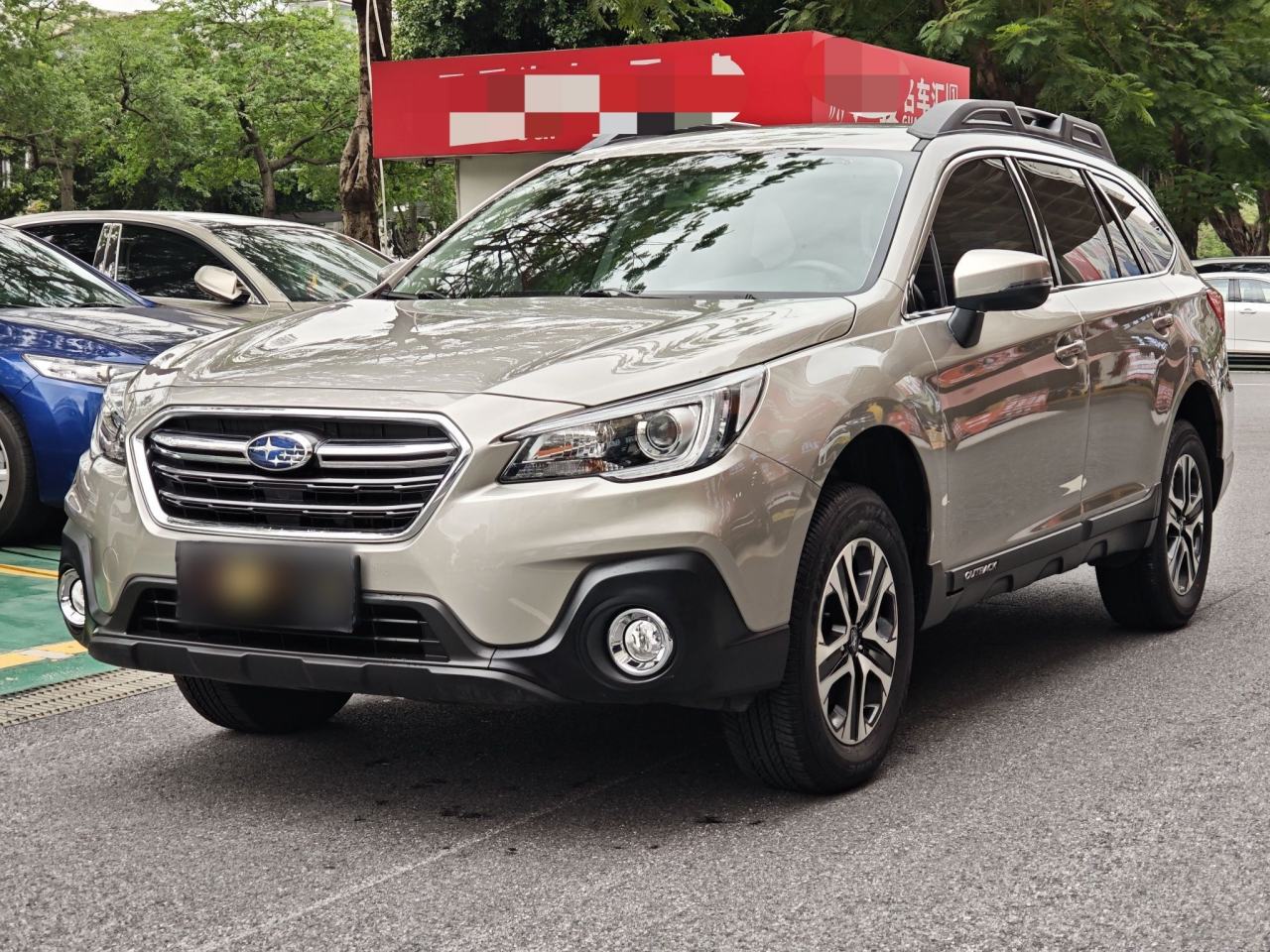 Subaru Outback - фото 0
