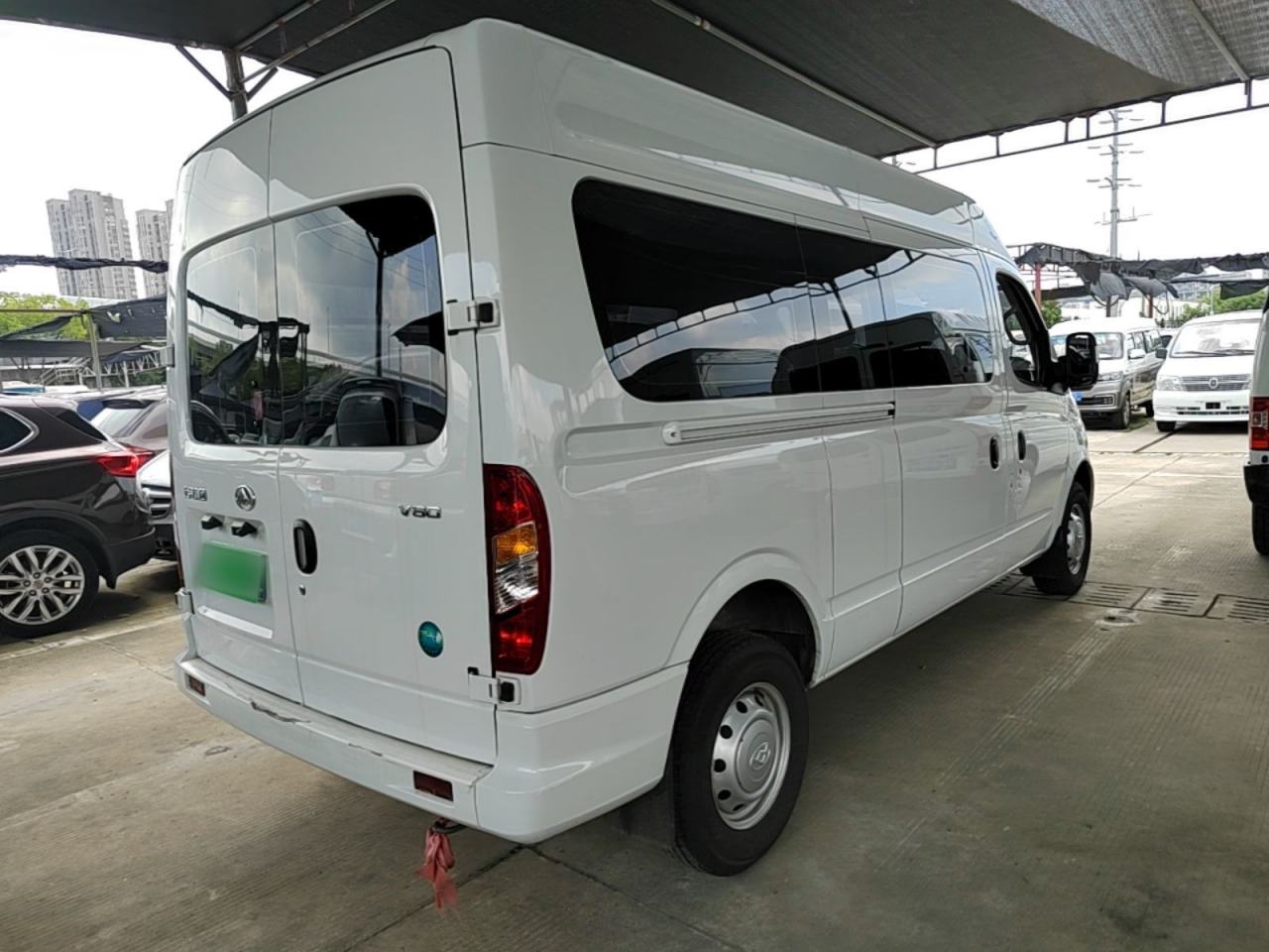Maxus V80 - фото 3