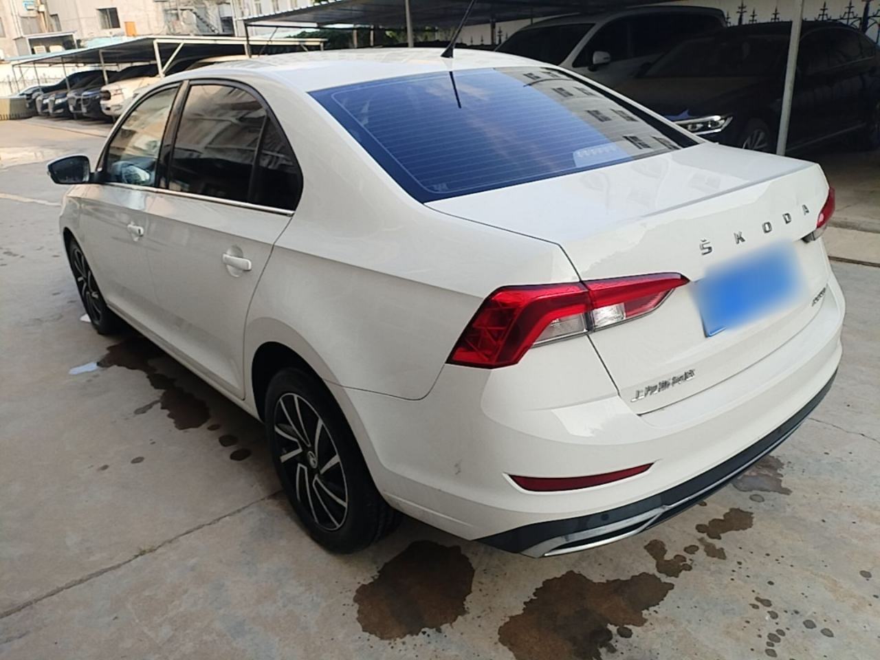Skoda Rapid - фото 3