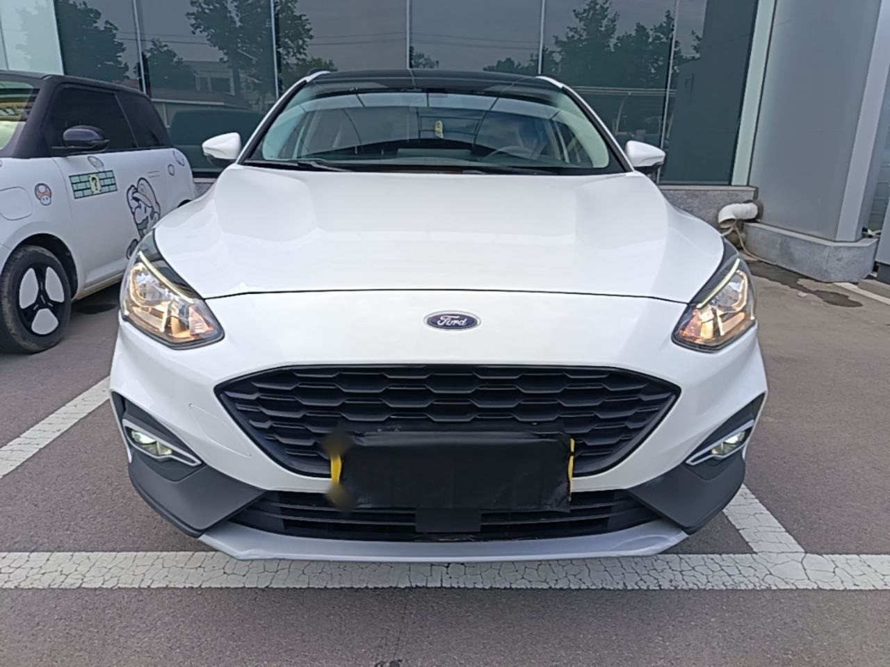 Ford Active - фото 1