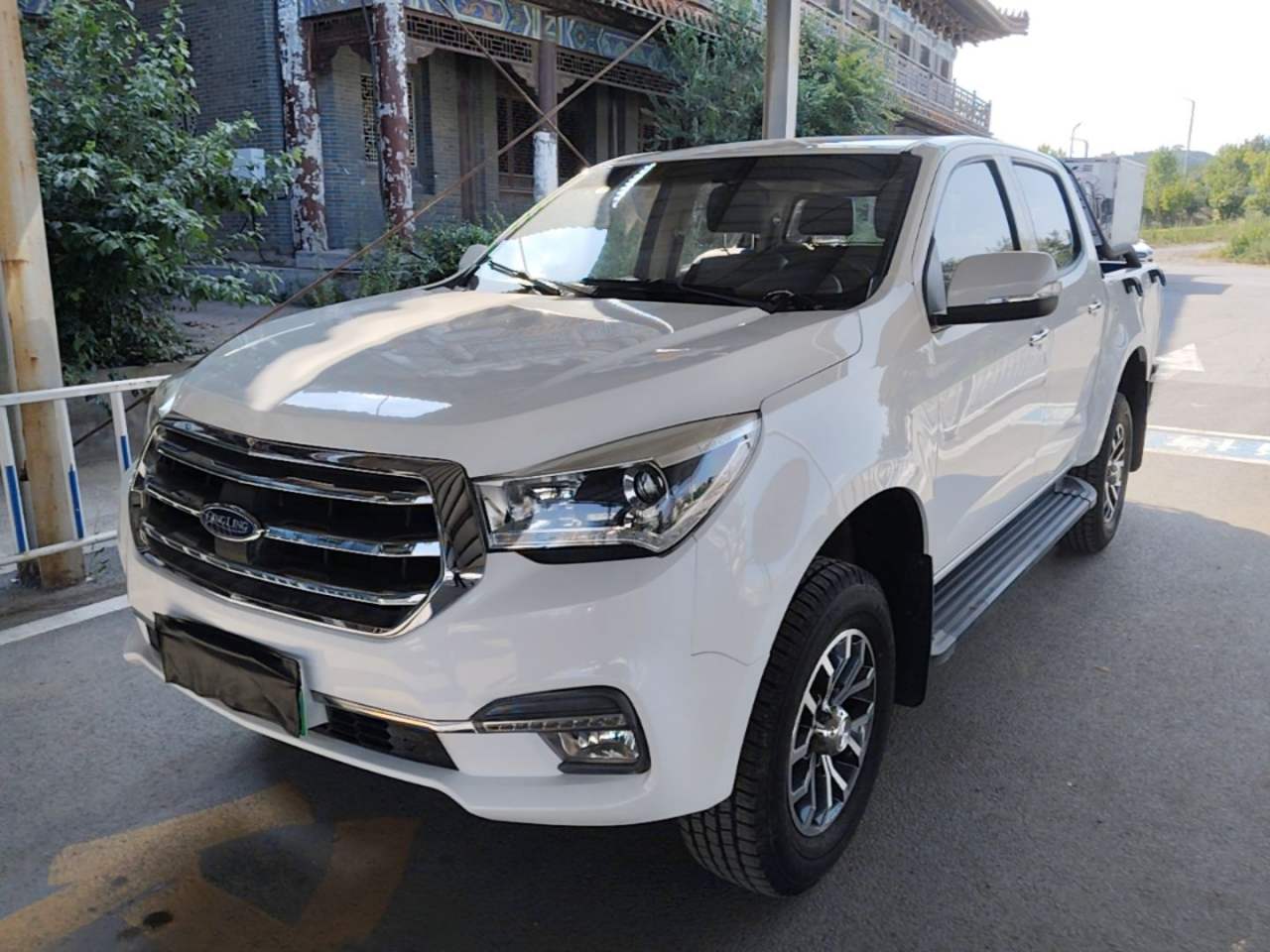 Isuzu TAGA - фото 0