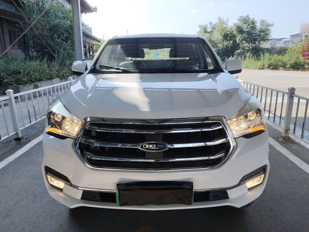 Isuzu TAGA - фото 1
