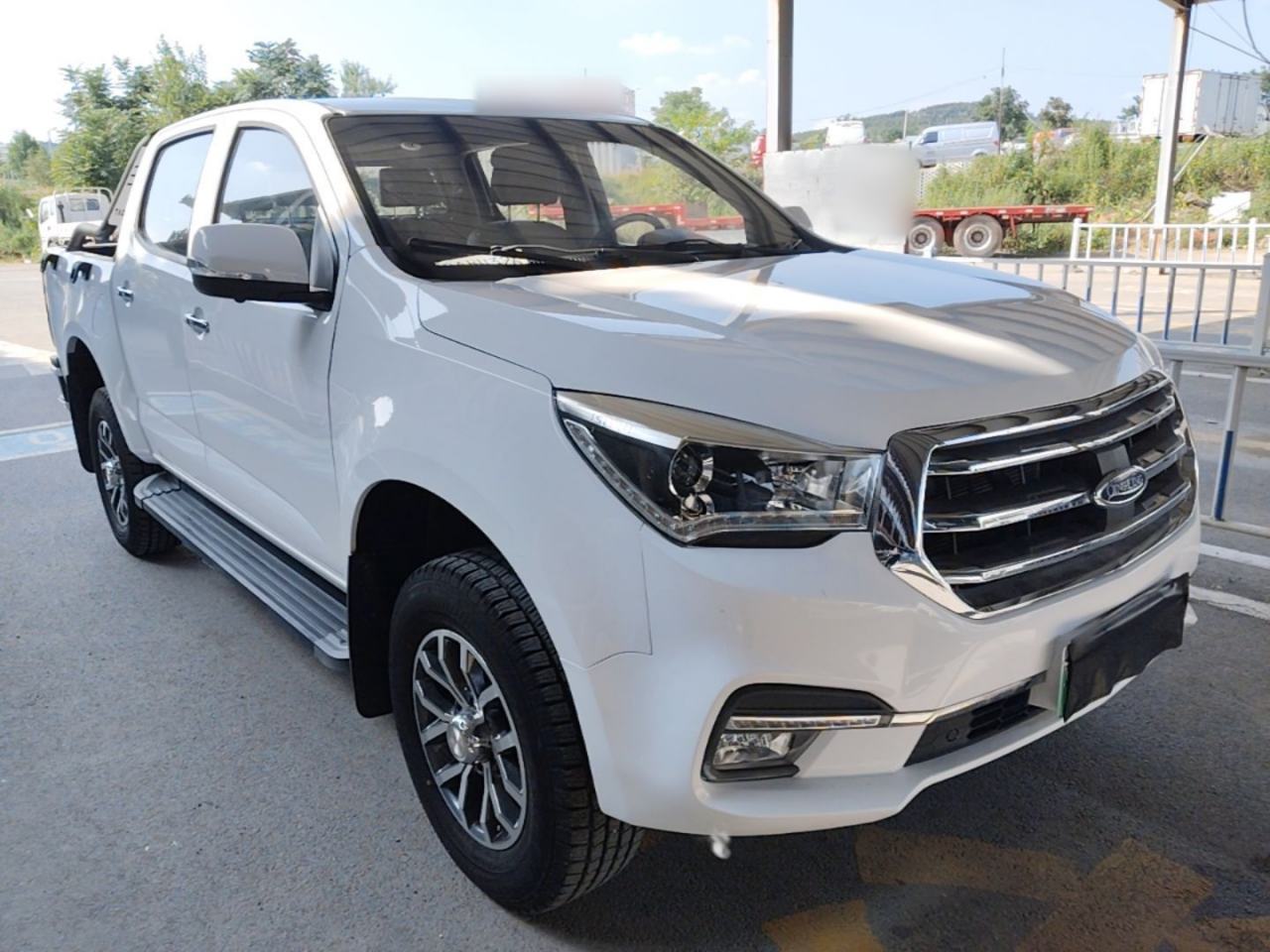 Isuzu TAGA - фото 2