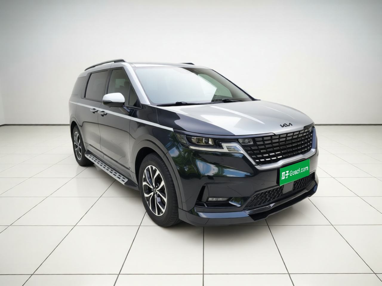 Kia Carnival - фото 2