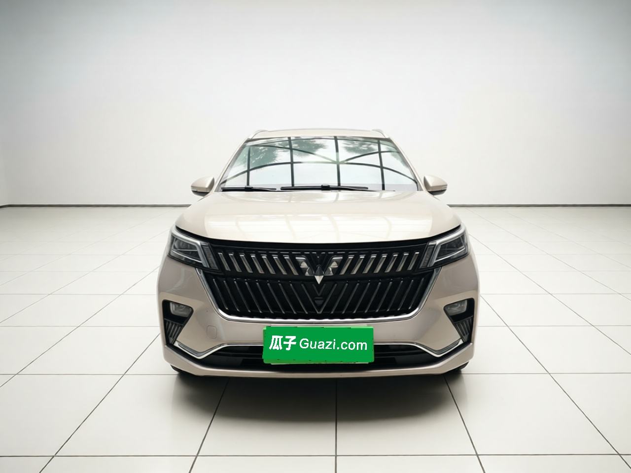 Wuling Jiachen - фото 1