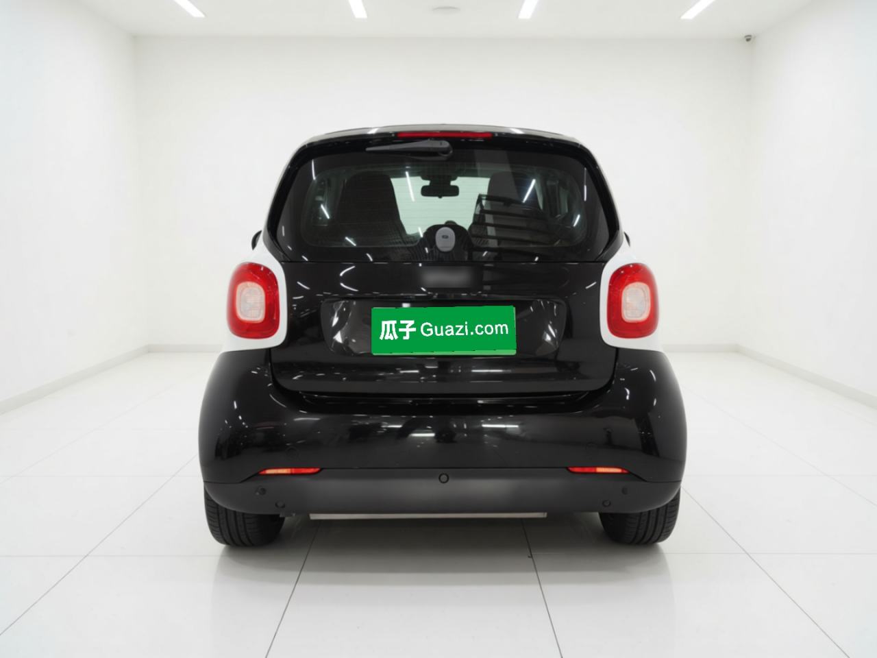 smart fortwo - фото 2