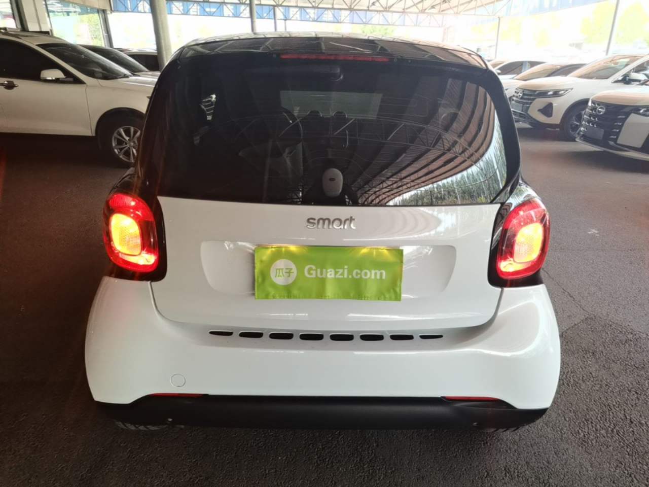 smart fortwo - фото 2