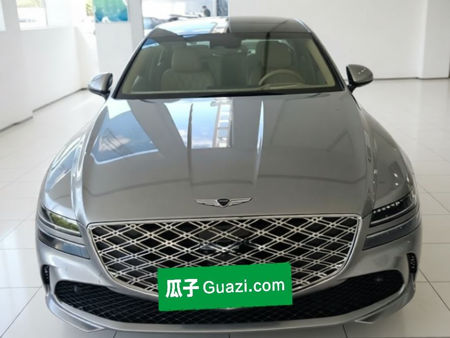 Genesis G80 - фото 1