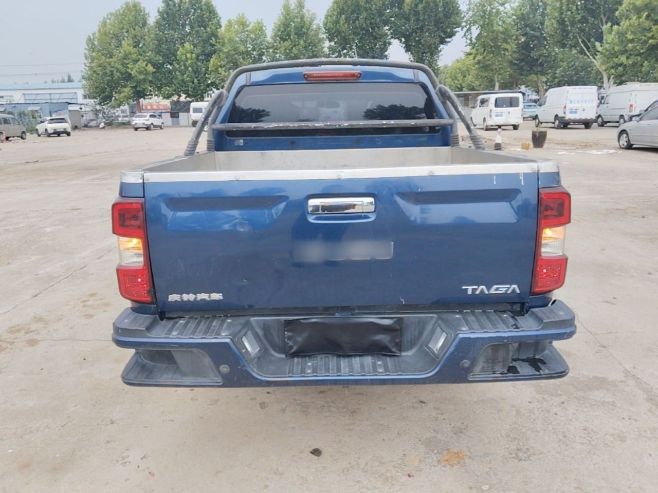 Isuzu TAGA - фото 2