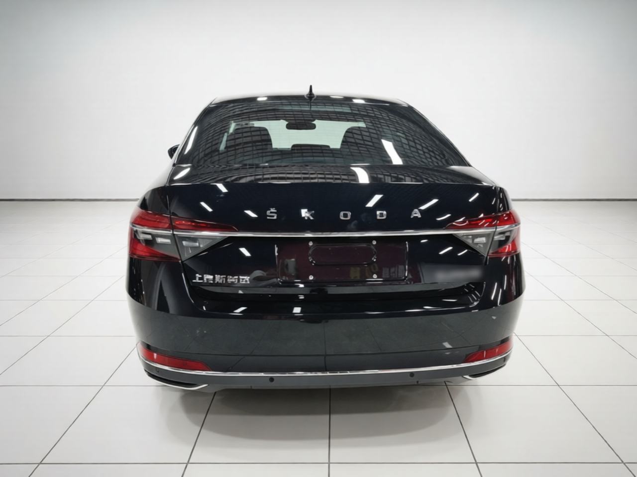 Skoda Superb - фото 4