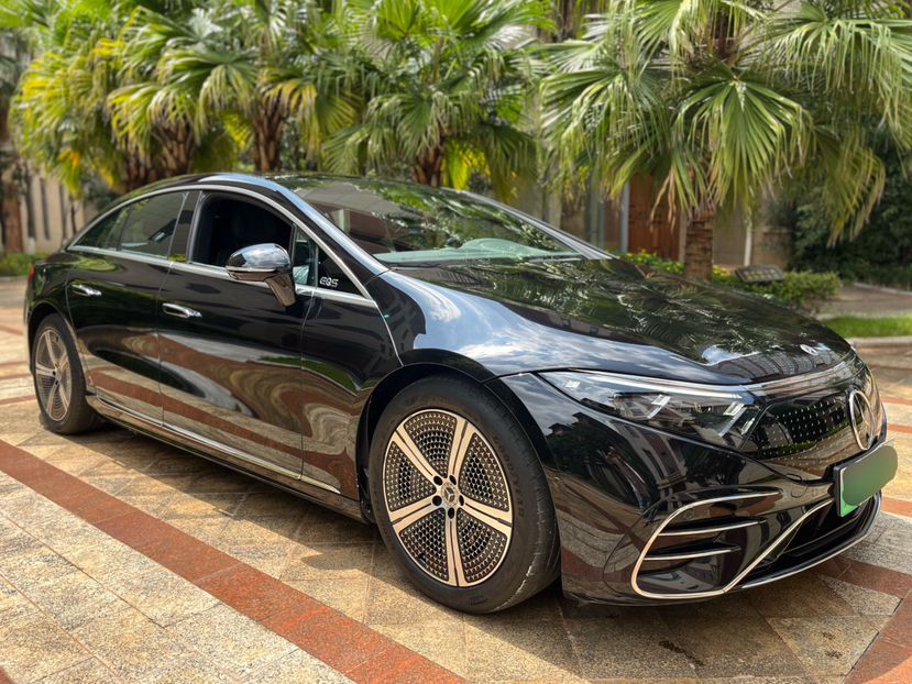 Mercedes-Benz EQS - фото 4