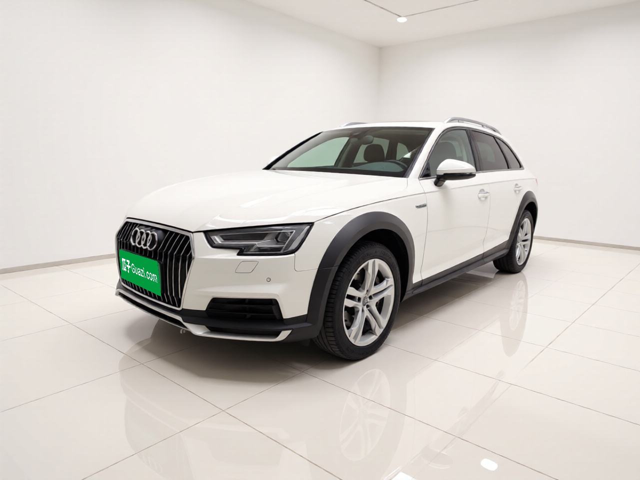 Audi A4 (Import) - фото 0