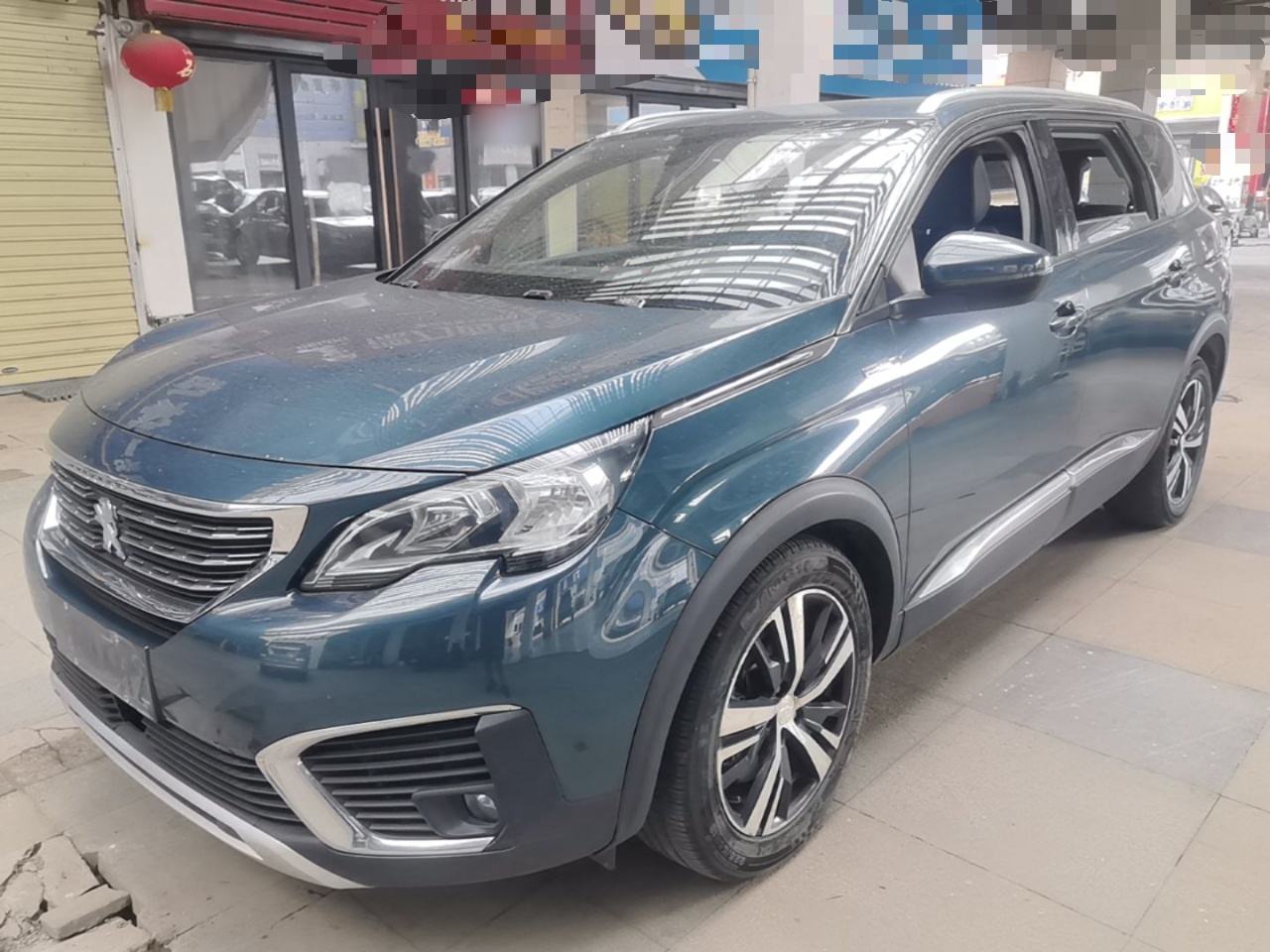 Peugeot 5008 - фото 0