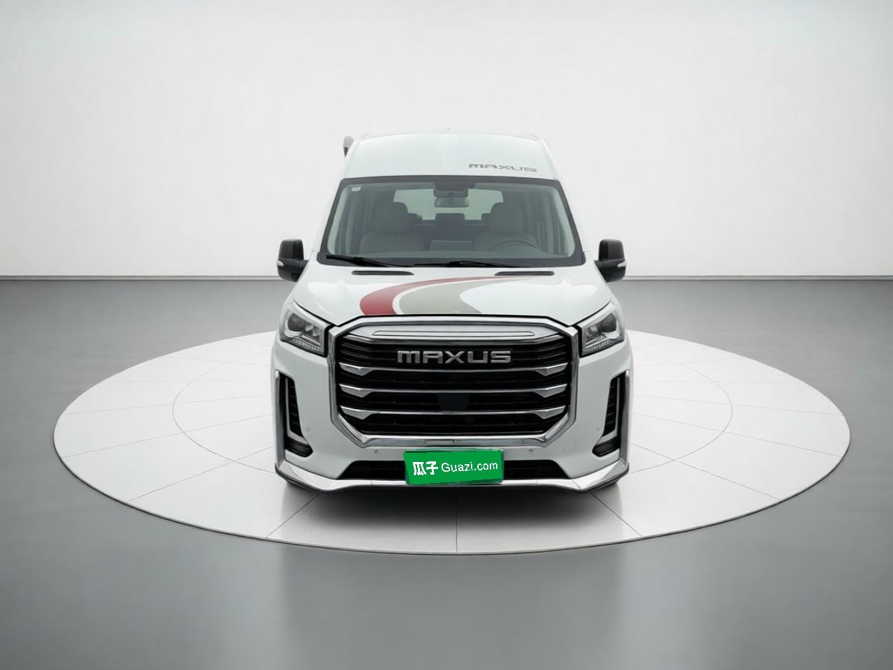 Maxus V100 - фото 1