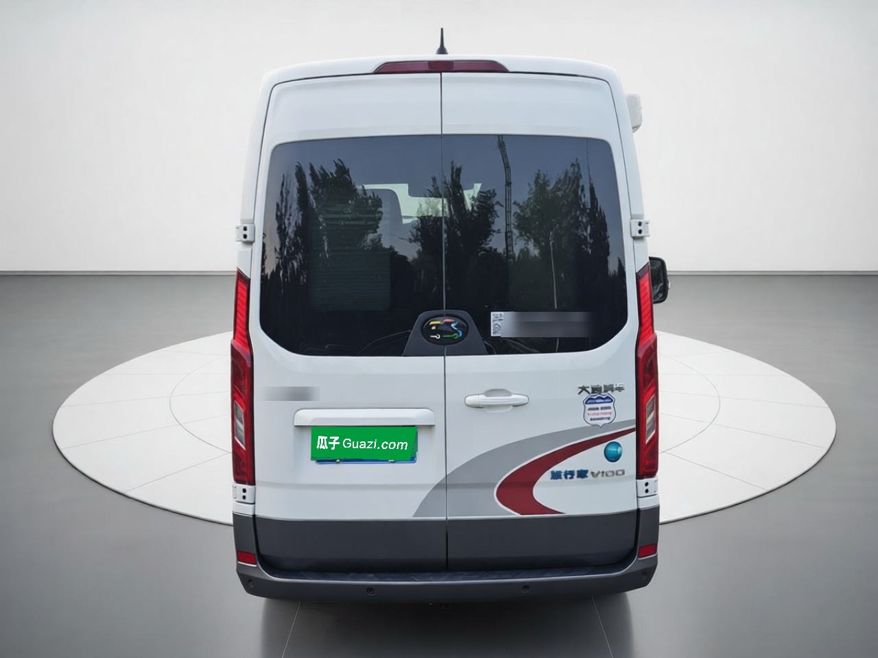 Maxus V100 - фото 4