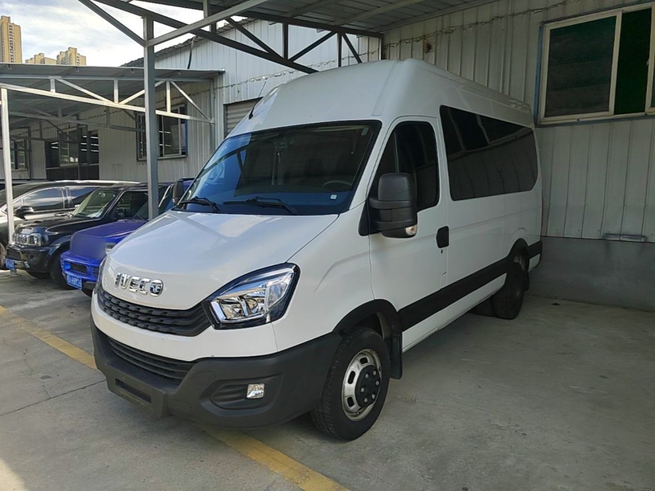 Iveco Ouvecto - фото 0