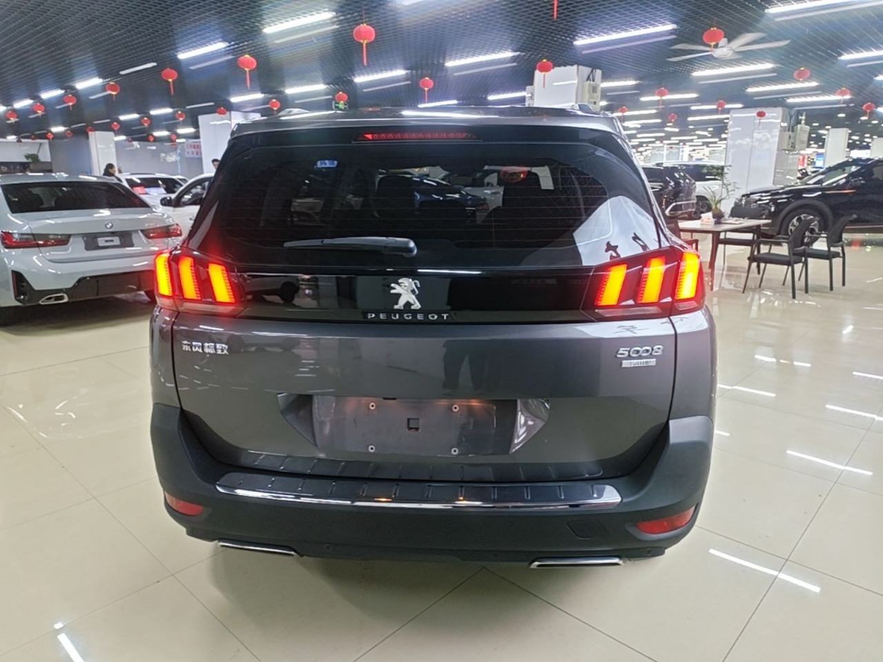Peugeot 5008 - фото 4