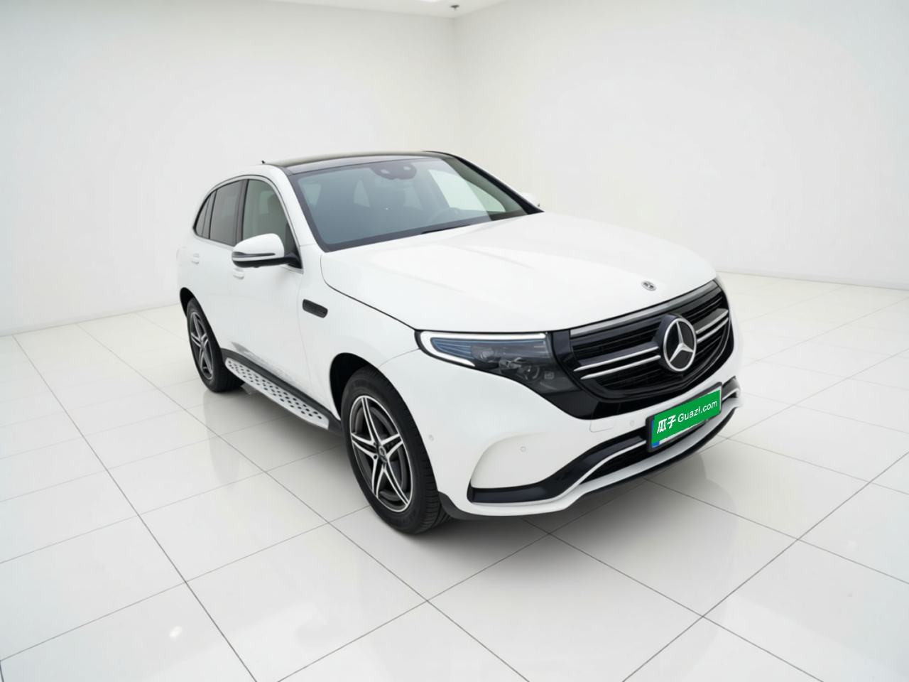 Mercedes-Benz EQC - фото 2