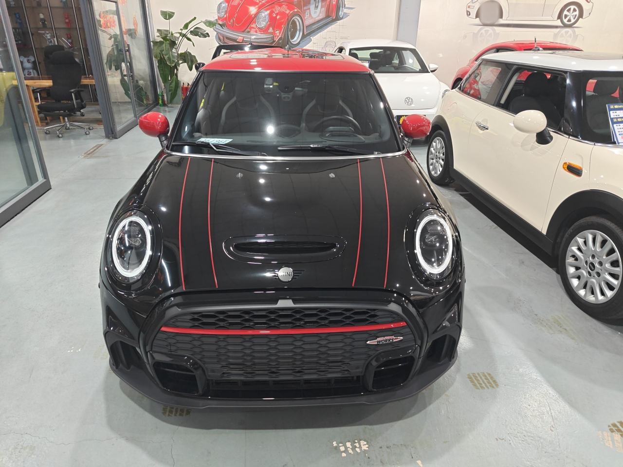 MINI JCW - фото 1