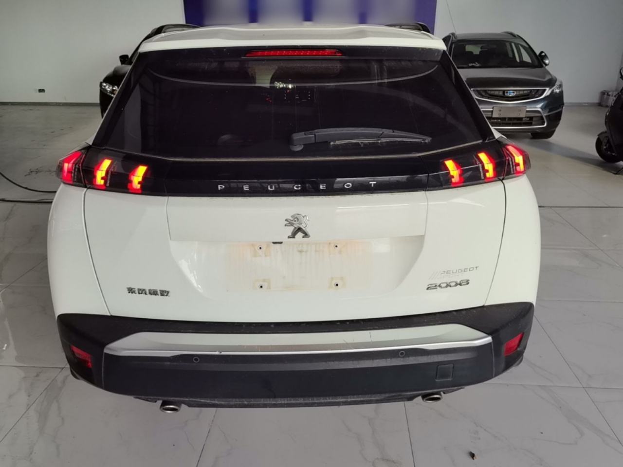 Peugeot 2008 - фото 4