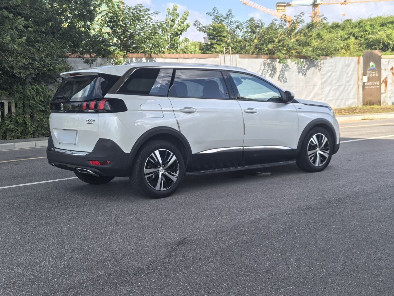 Peugeot 5008 - фото 4