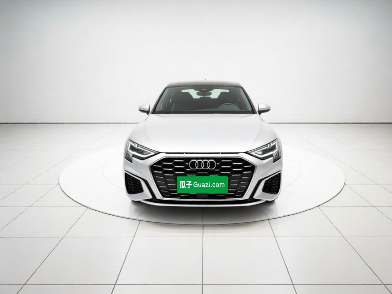 Audi A3 - фото 1