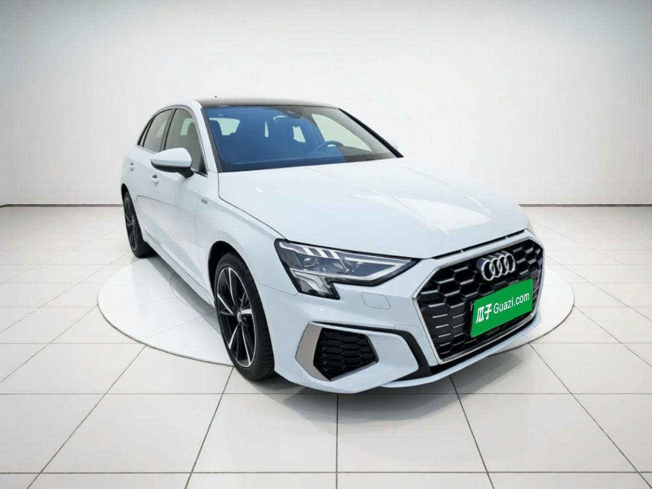 Audi A3 - фото 2