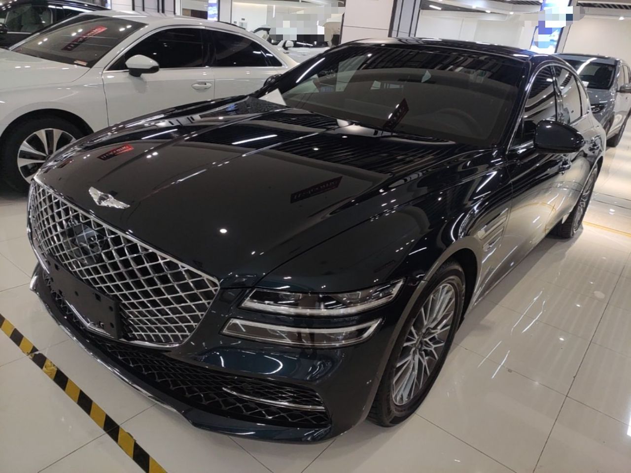 Genesis G80 - фото 0