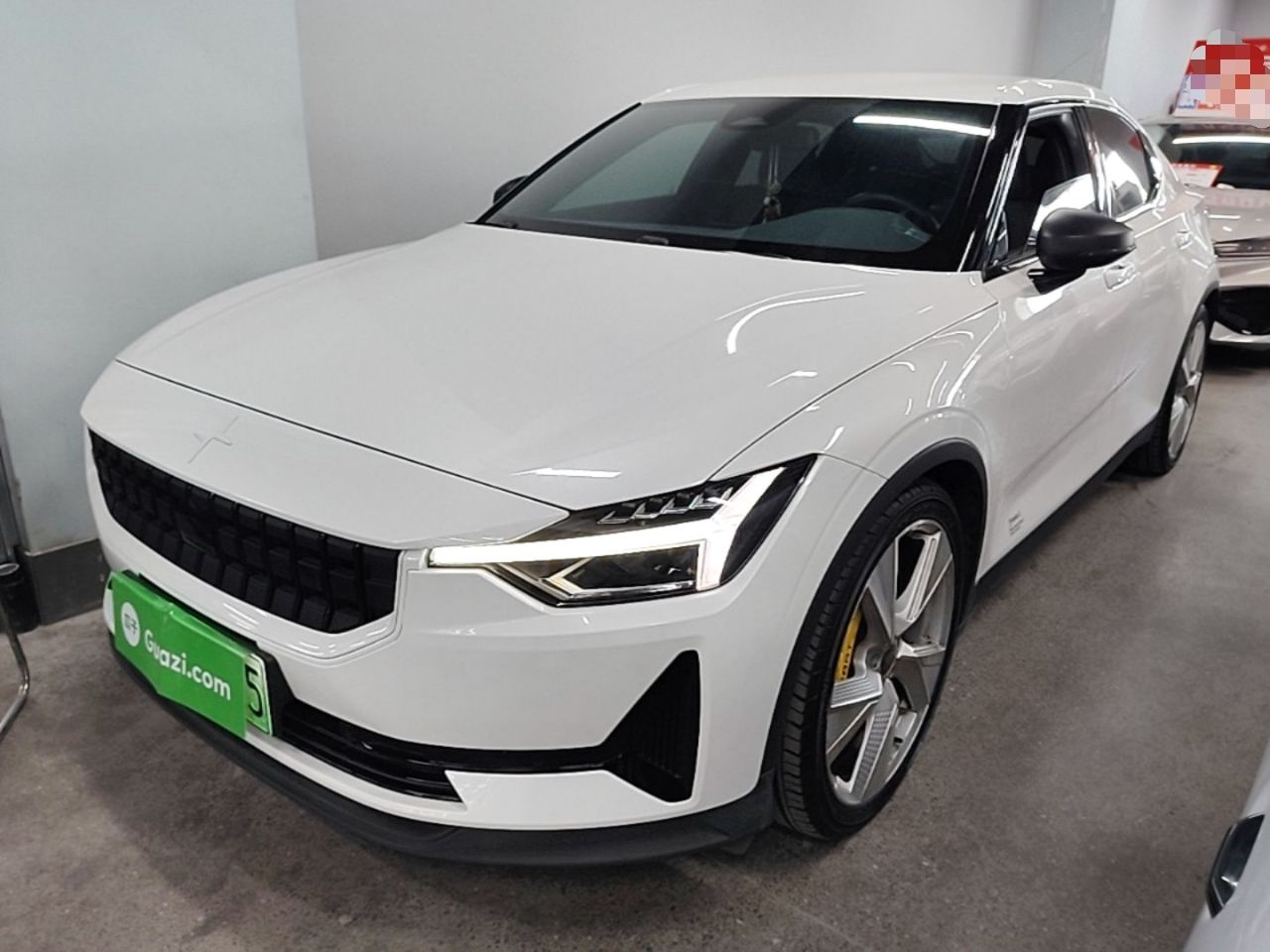 Polestar 2 - фото 0