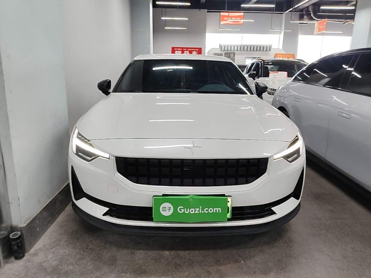 Polestar 2 - фото 1
