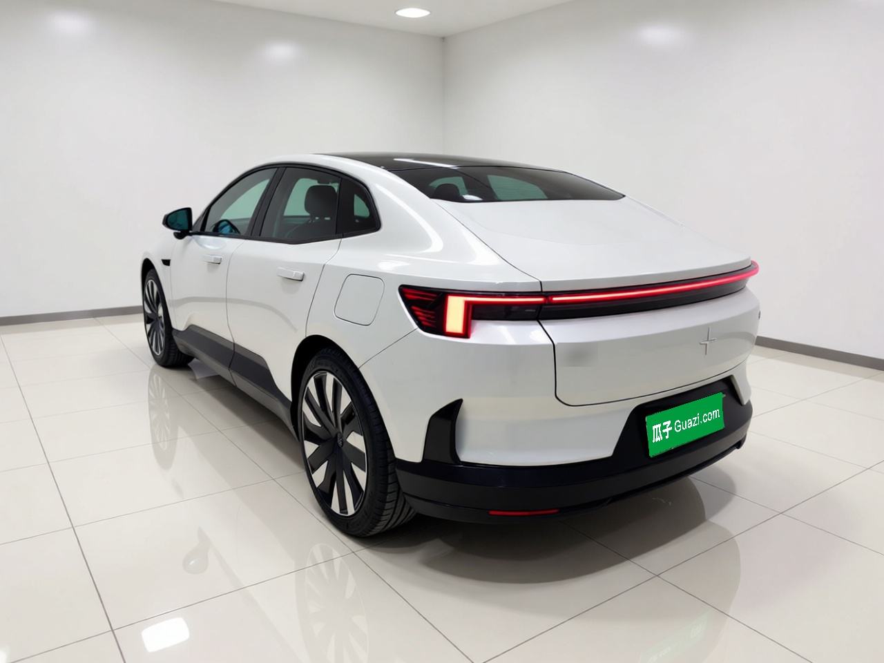 Polestar 4 - фото 3